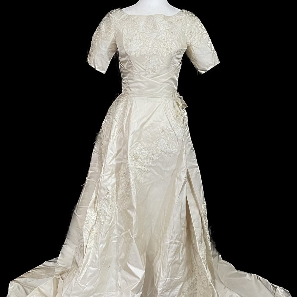 Gorgeous 1964 Wedding Dress